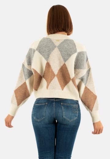 Вязаная кофта