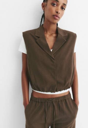 Короткая куртка