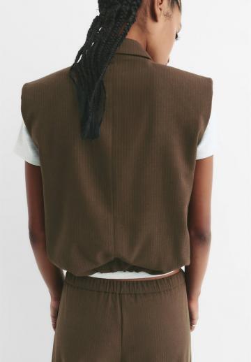 Короткая куртка