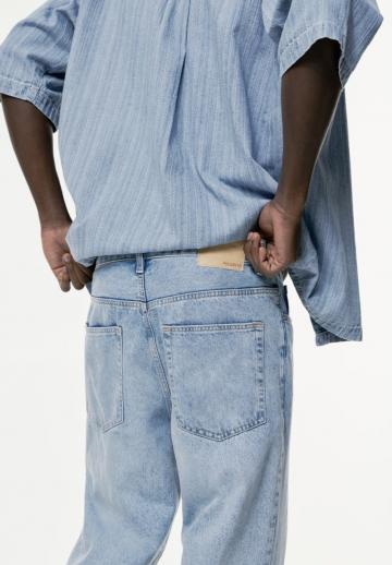 Свободные джинсы