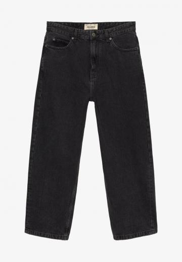 Свободные джинсы