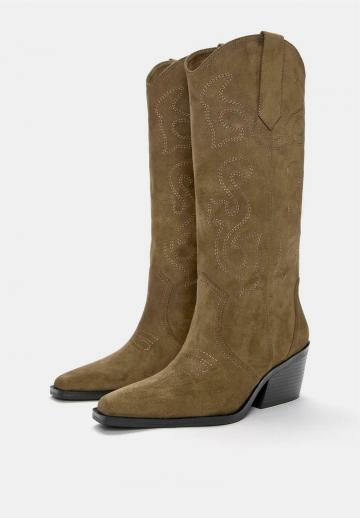 Ковбойские сапоги