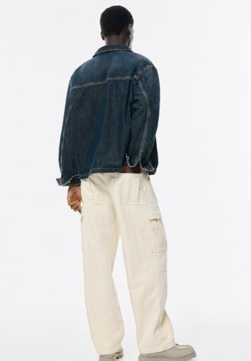 Брюки с накладными карманами