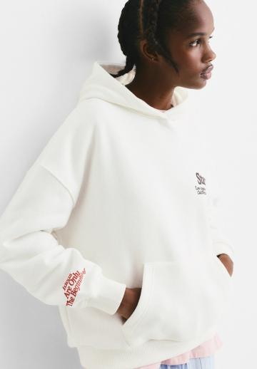 Пуловер с капюшоном