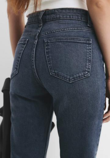 Клешеные брюки