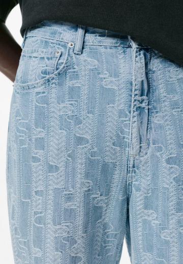 Свободные джинсы