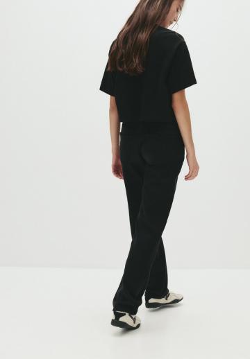 Прямые джинсы