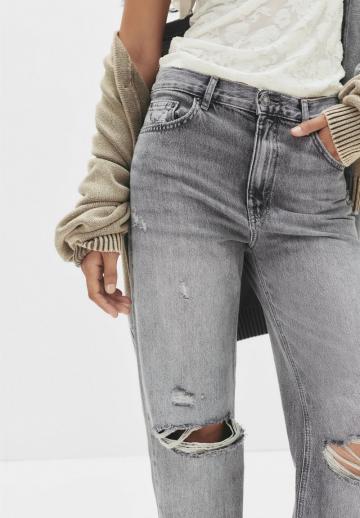 Прямые джинсы