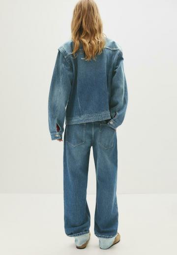 Джинсовая куртка