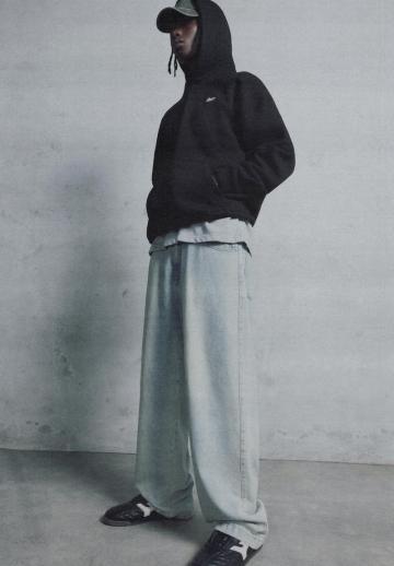 Свободные джинсы