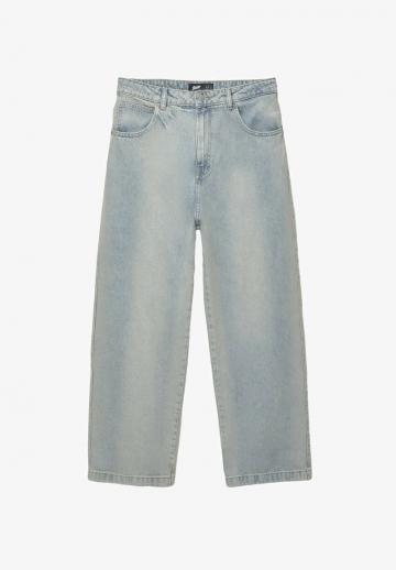 Свободные джинсы