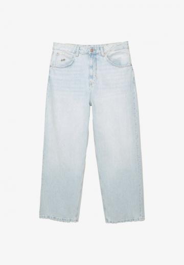 Свободные джинсы