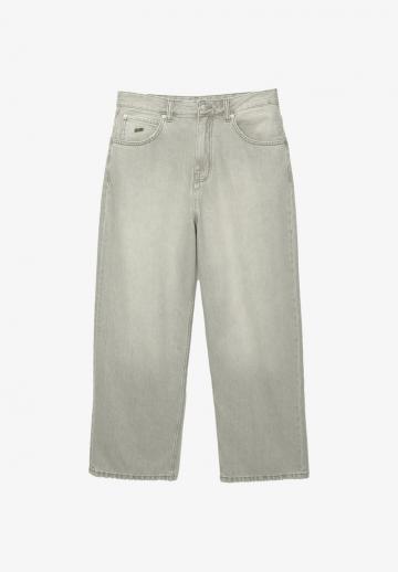 Свободные джинсы