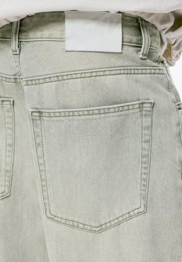 Свободные джинсы