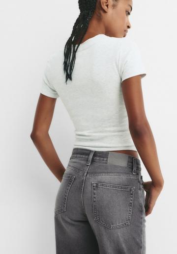 Прямые джинсы