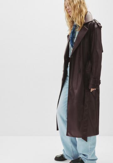 Пальто из искусственной кожи