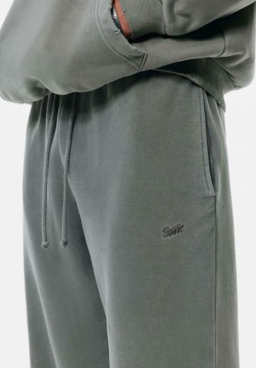 Спортивные штаны