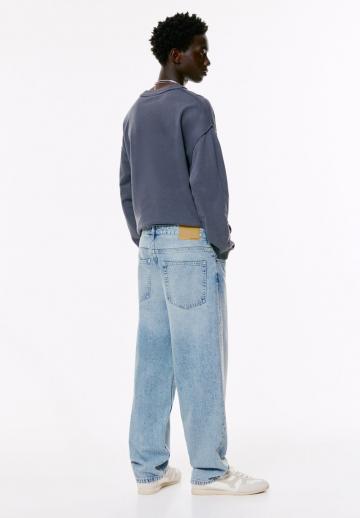 Свободные джинсы