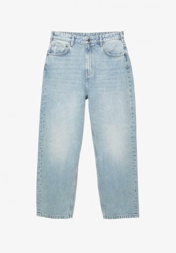 Свободные джинсы