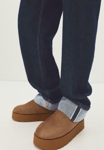 Свободные джинсы