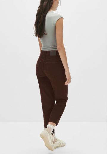 Короткие джинсы