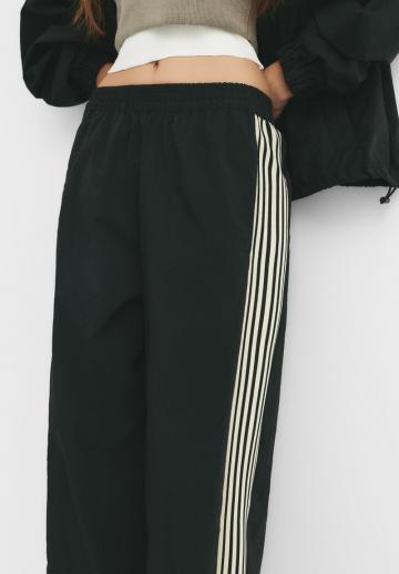 Спортивные штаны