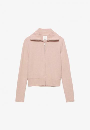 Вязаная кофта