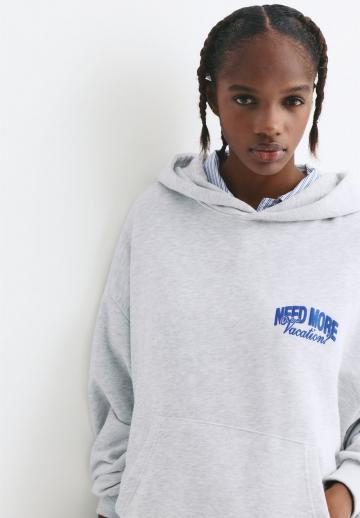 Пуловер с капюшоном