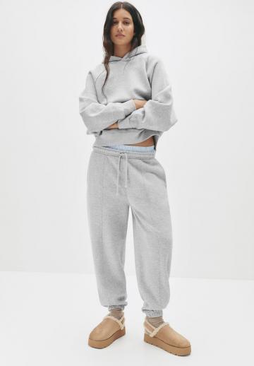 Пуловер с капюшоном