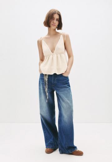 Топ на бретельках