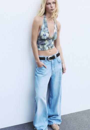 Блузка без рукавов