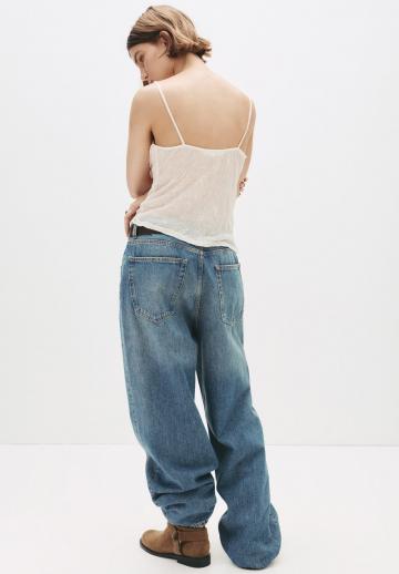 Топ на бретельках