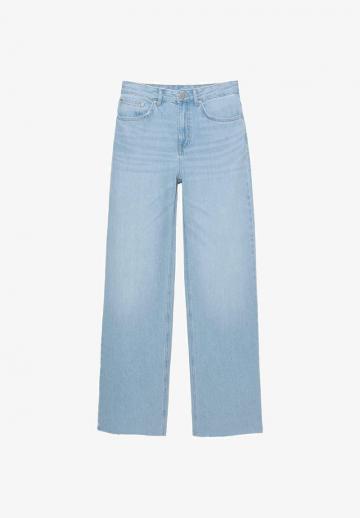 Прямые джинсы