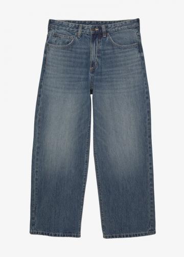 Свободные джинсы