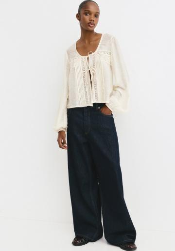 Кружевная блузка