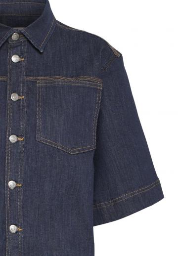 Джинсовая куртка