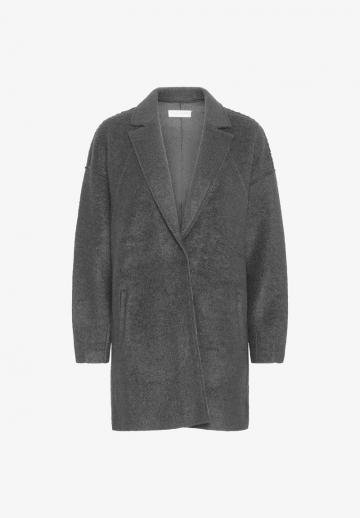 Короткое пальто