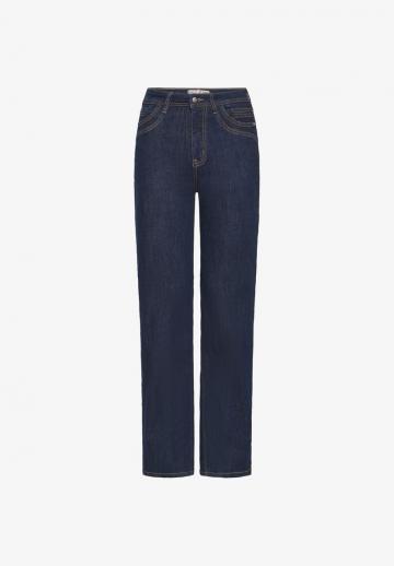 Прямые джинсы