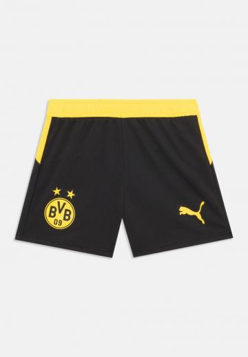 Спортивные шорты