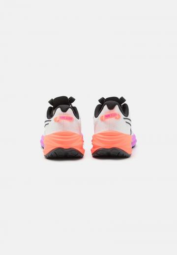 Беговые кроссовки