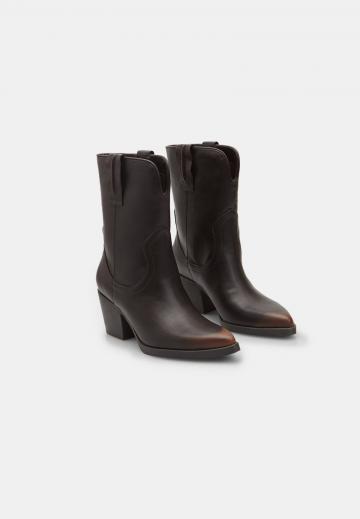 Ковбойские сапоги