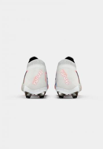 Футбольные бутсы