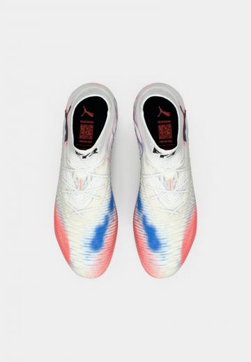 Футбольные бутсы