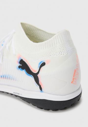 Футбольные бутсы