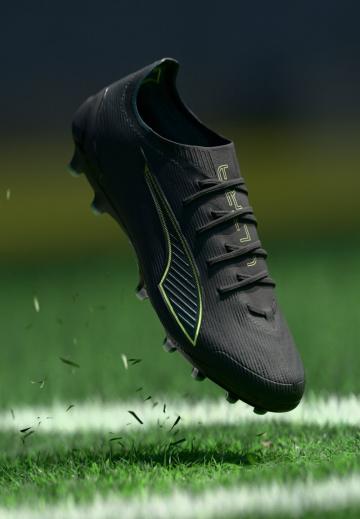 Футбольные бутсы