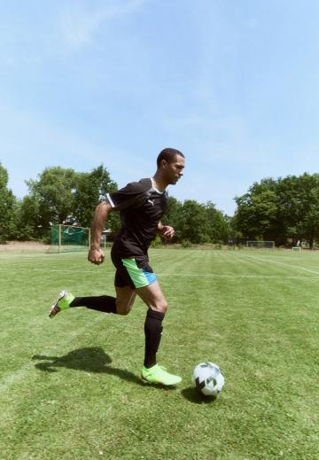 Футбольные бутсы