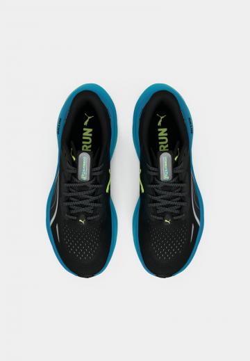 Беговые кроссовки