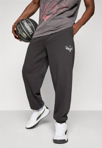 Спортивные штаны