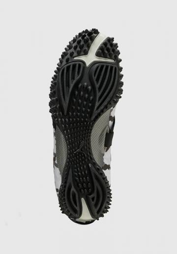 Беговые кроссовки