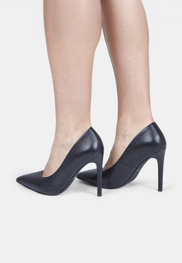 Туфли на высоком каблуке